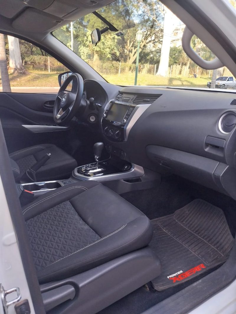 NISSAN FRONTIER X-GEAR 4X4 AT - Imagen 8