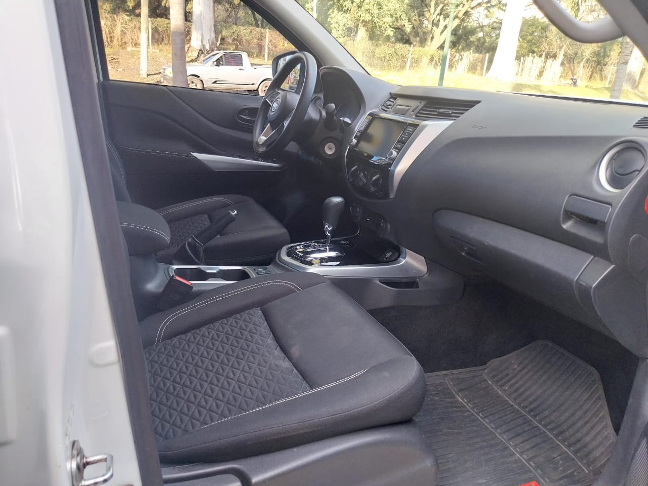NISSAN FRONTIER X-GEAR 4X4 AT - Imagen 10