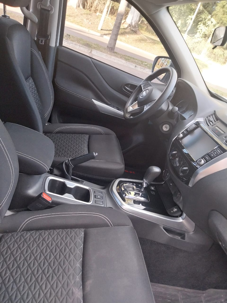 NISSAN FRONTIER X-GEAR 4X4 AT - Imagen 9