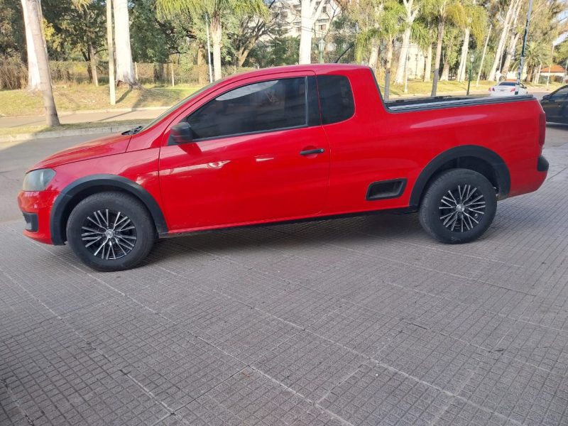 VOLKSWAGEN SAVEIRO CAB. EXTENDIDA HIGHLINE - Imagen 2