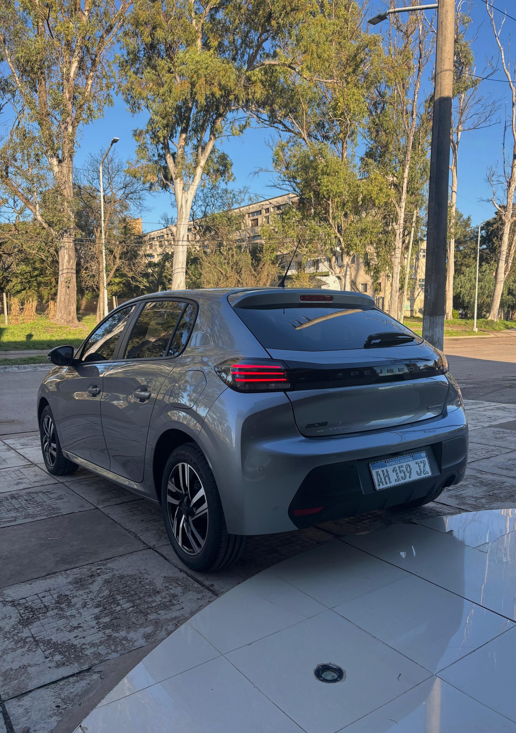 PEUGEOT 208 ALLURE PACK T200 - Imagen 4