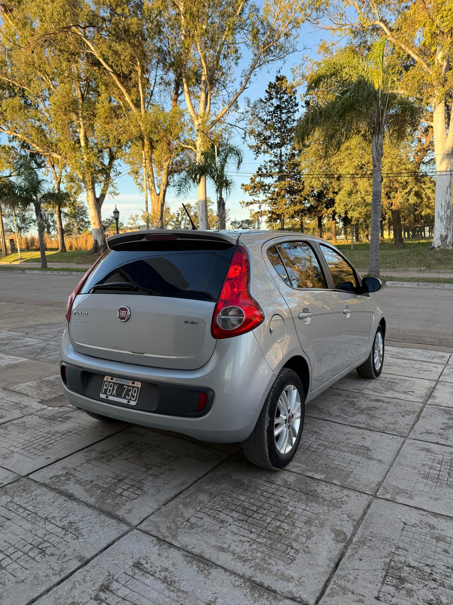 FIAT PALIO 1.6 ESSENCE - Imagen 5