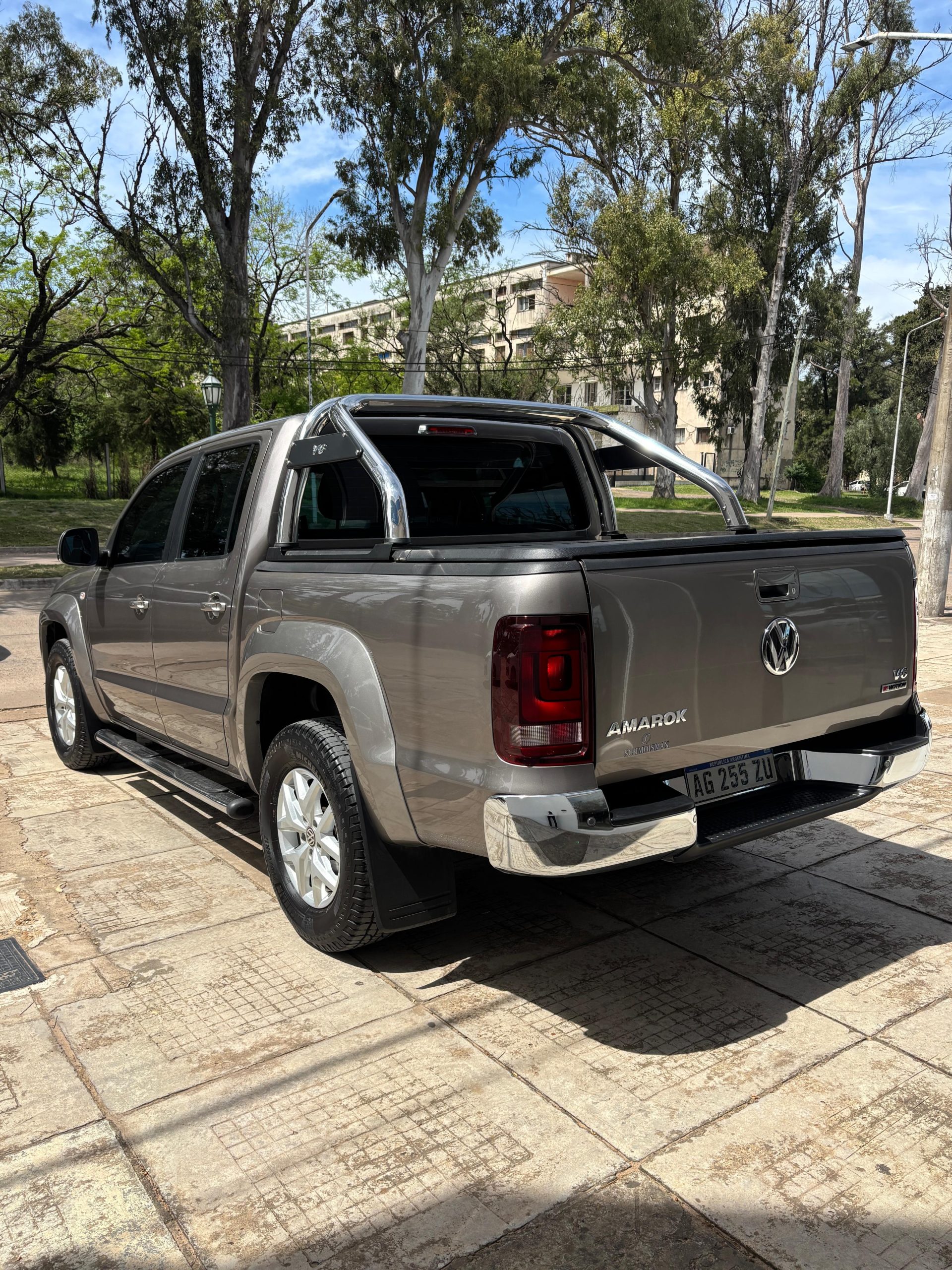 VOLKSWAGEN AMAROK HIGHLINE V6 - Imagen 5