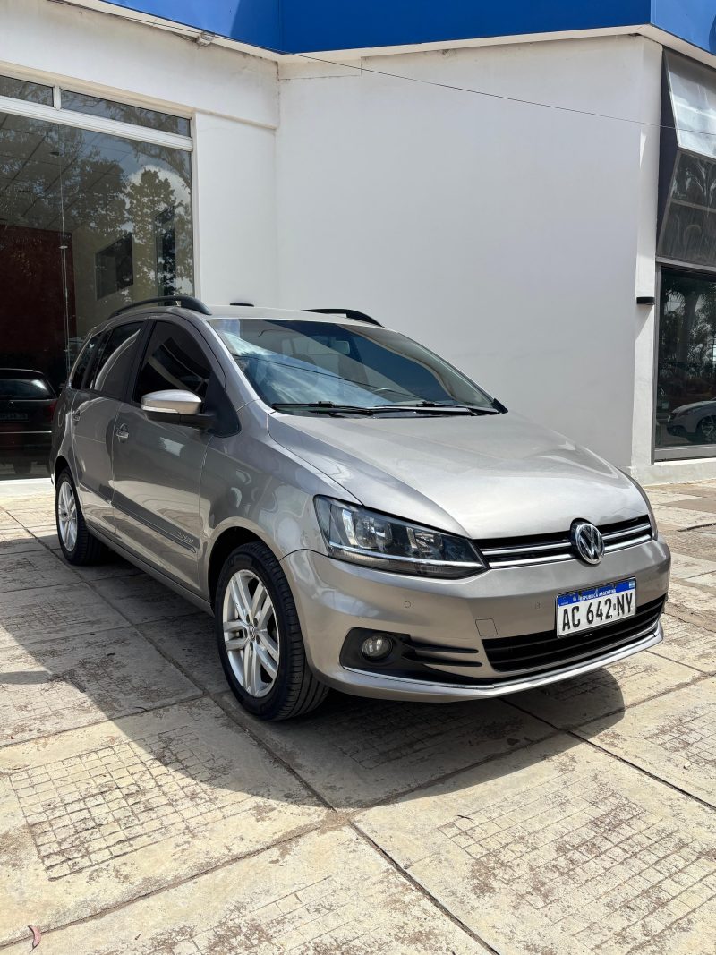 VOLKSWAGEN SURAN HIGHLINE - Imagen 2