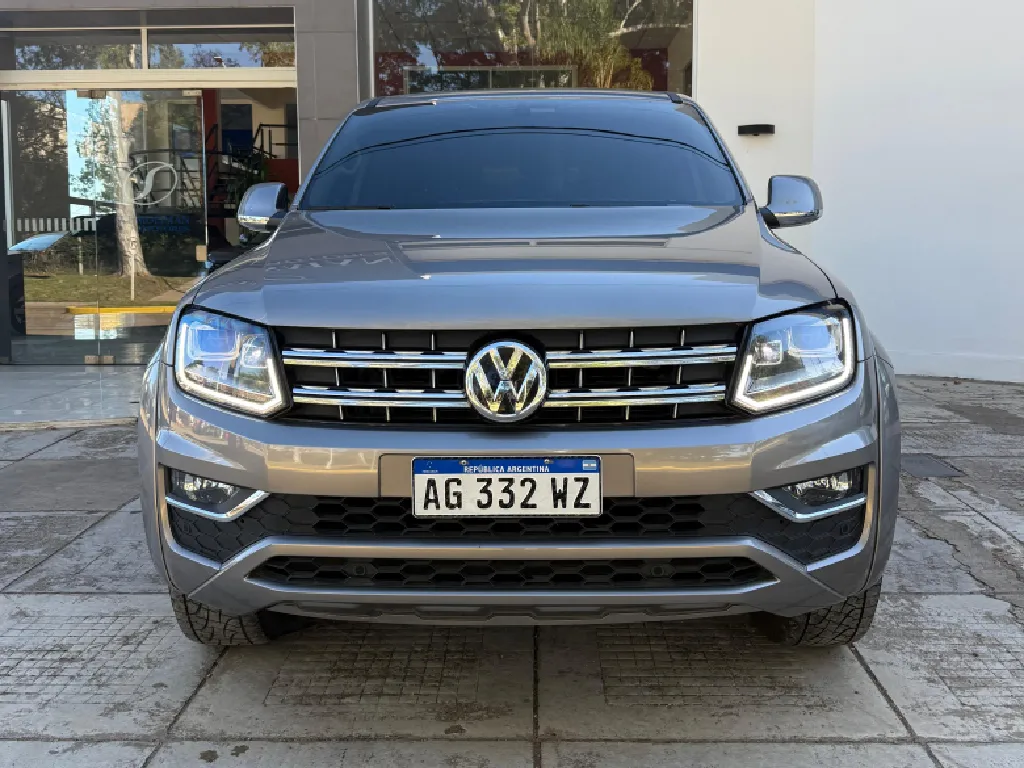 VOLKSWAGEN AMAROK HIGHLINE PK 4X4 AT 180 CV