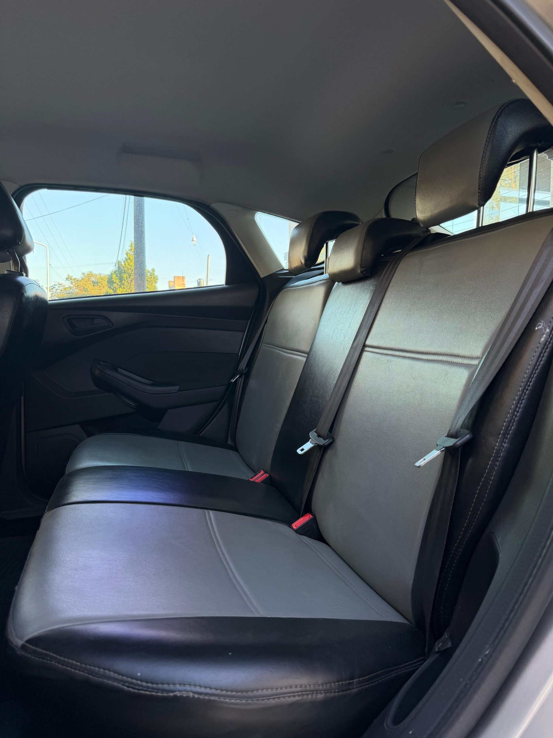 FORD FOCUS S 1.6 - Imagen 9