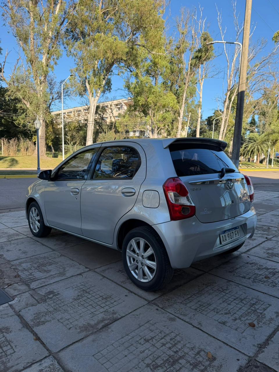 TOYOTA ETIOS XLS - Imagen 4