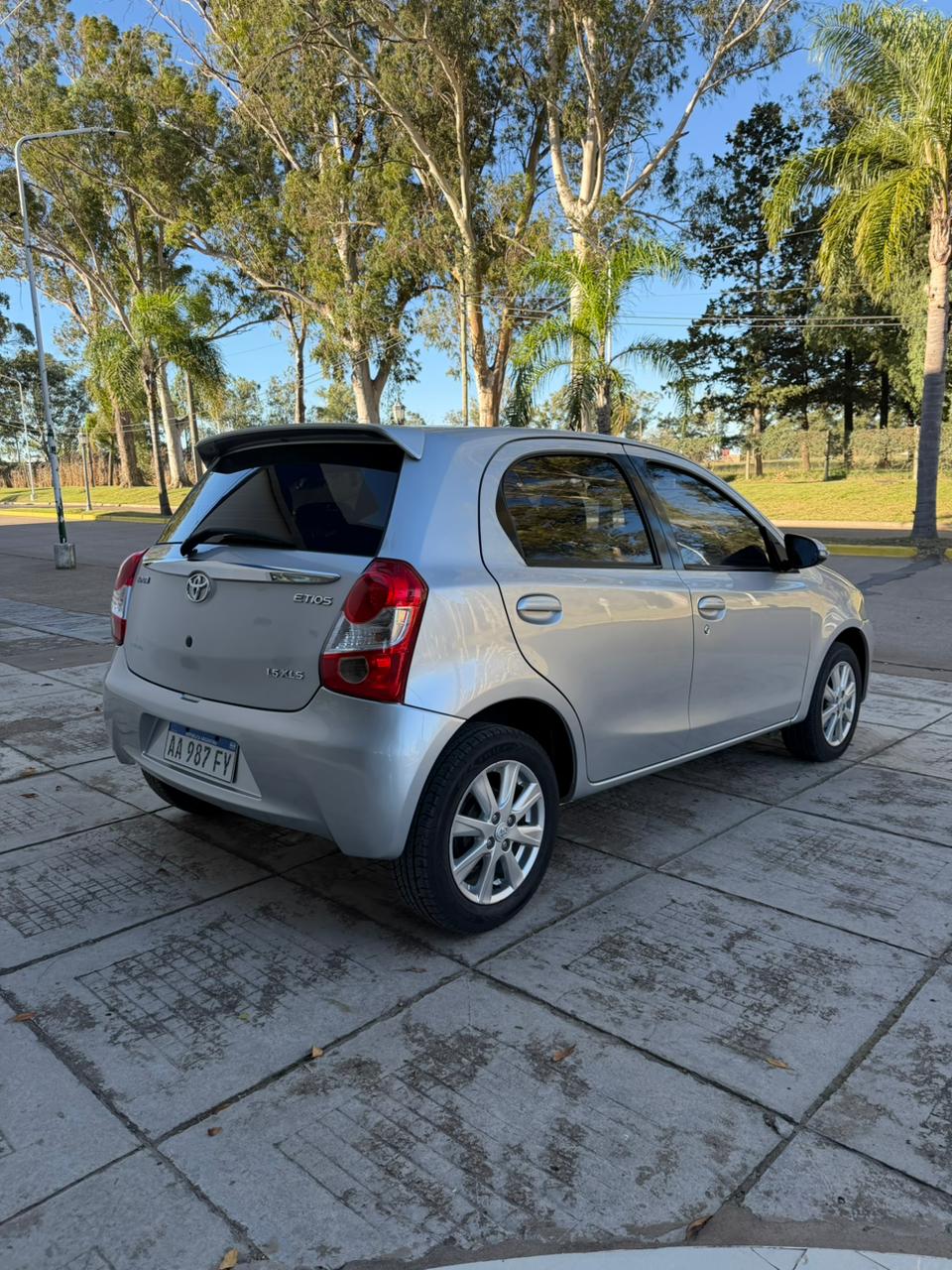 TOYOTA ETIOS XLS - Imagen 5