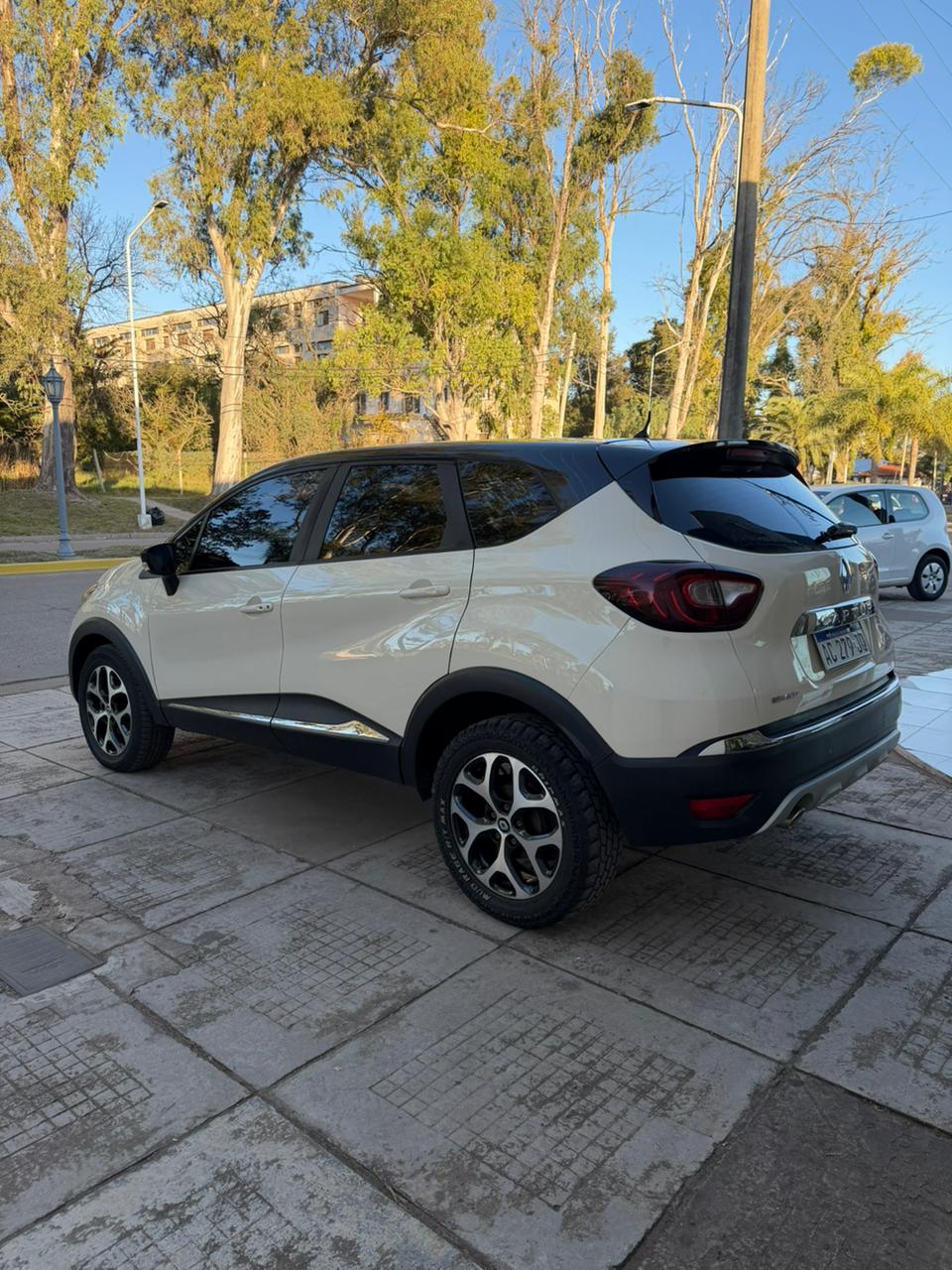 RENAULT CAPTUR INTENS - Imagen 4