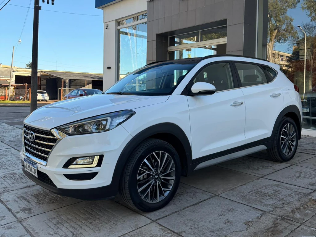 HYUNDAI TUCSON PREMIER DIESEL