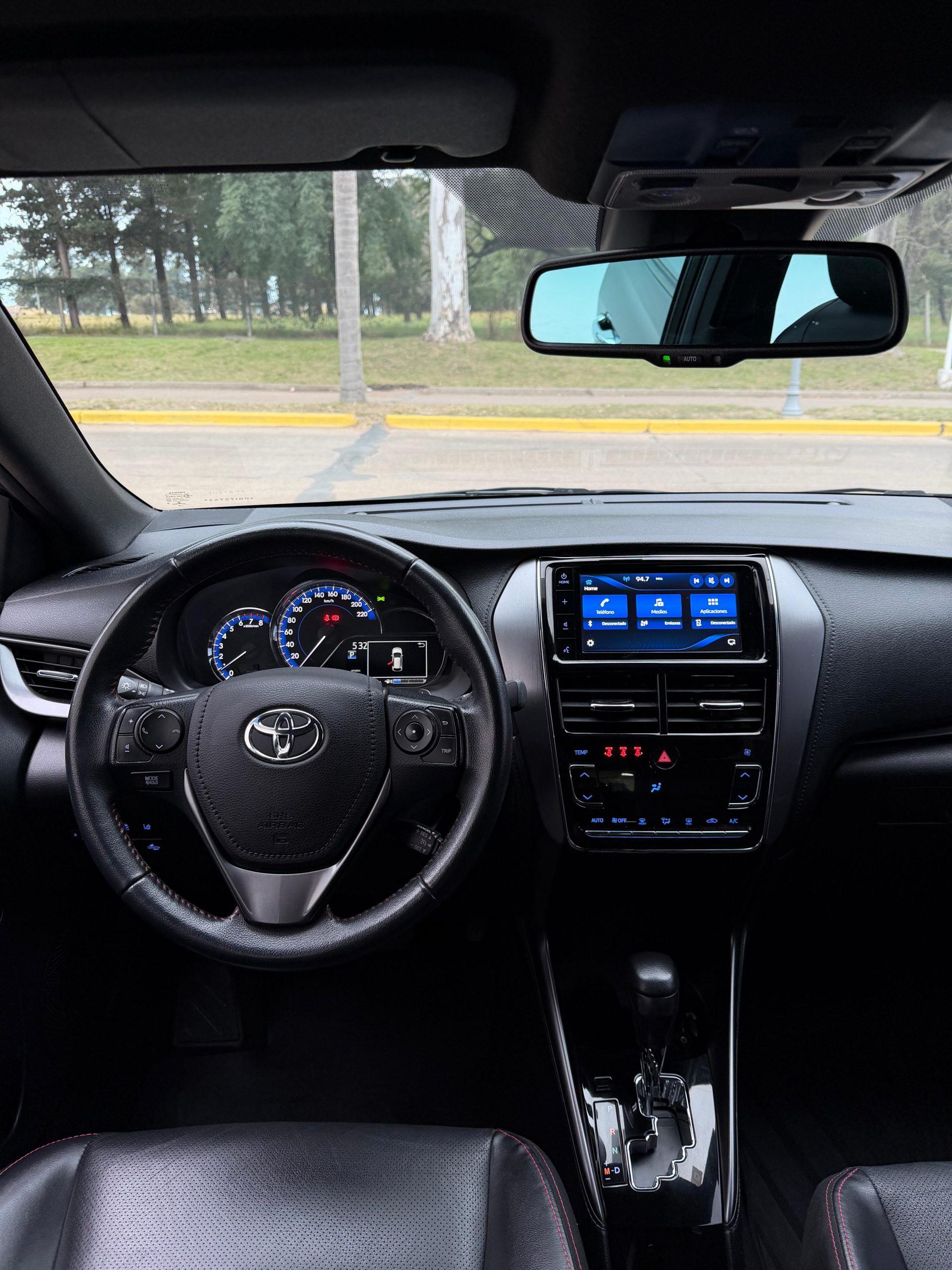 TOYOTA YARIS S CVT - Imagen 7