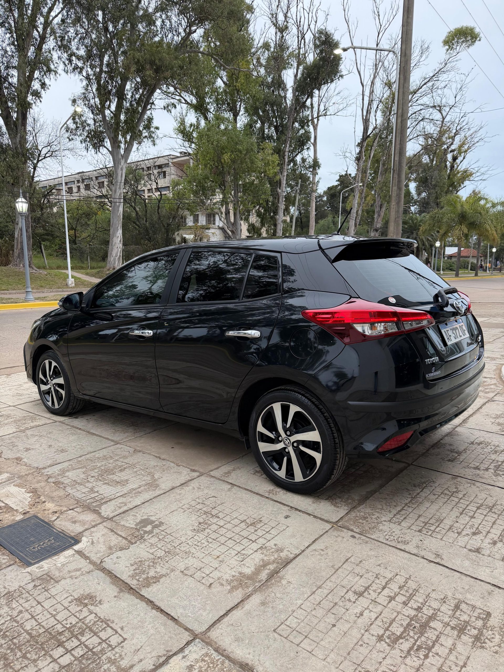 TOYOTA YARIS S CVT - Imagen 4
