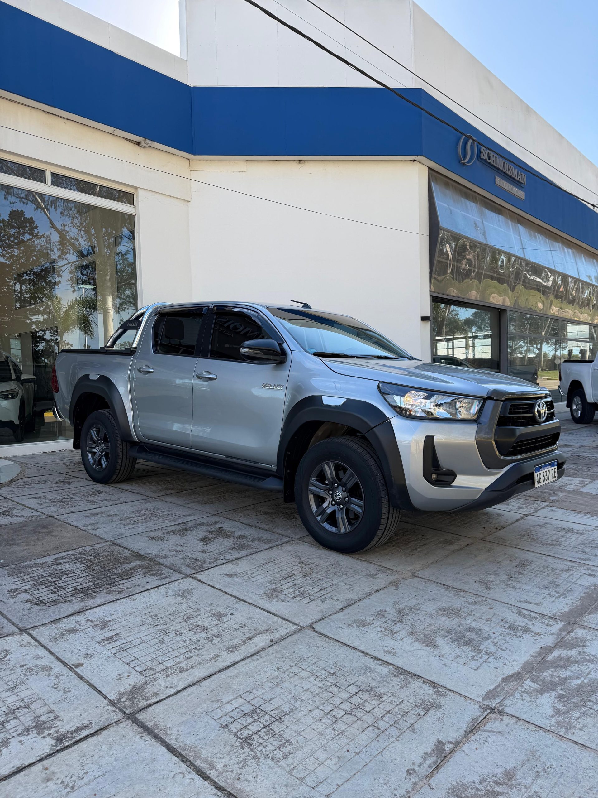 TOYOTA HILUX DC SR AT 4X2 - Imagen 2